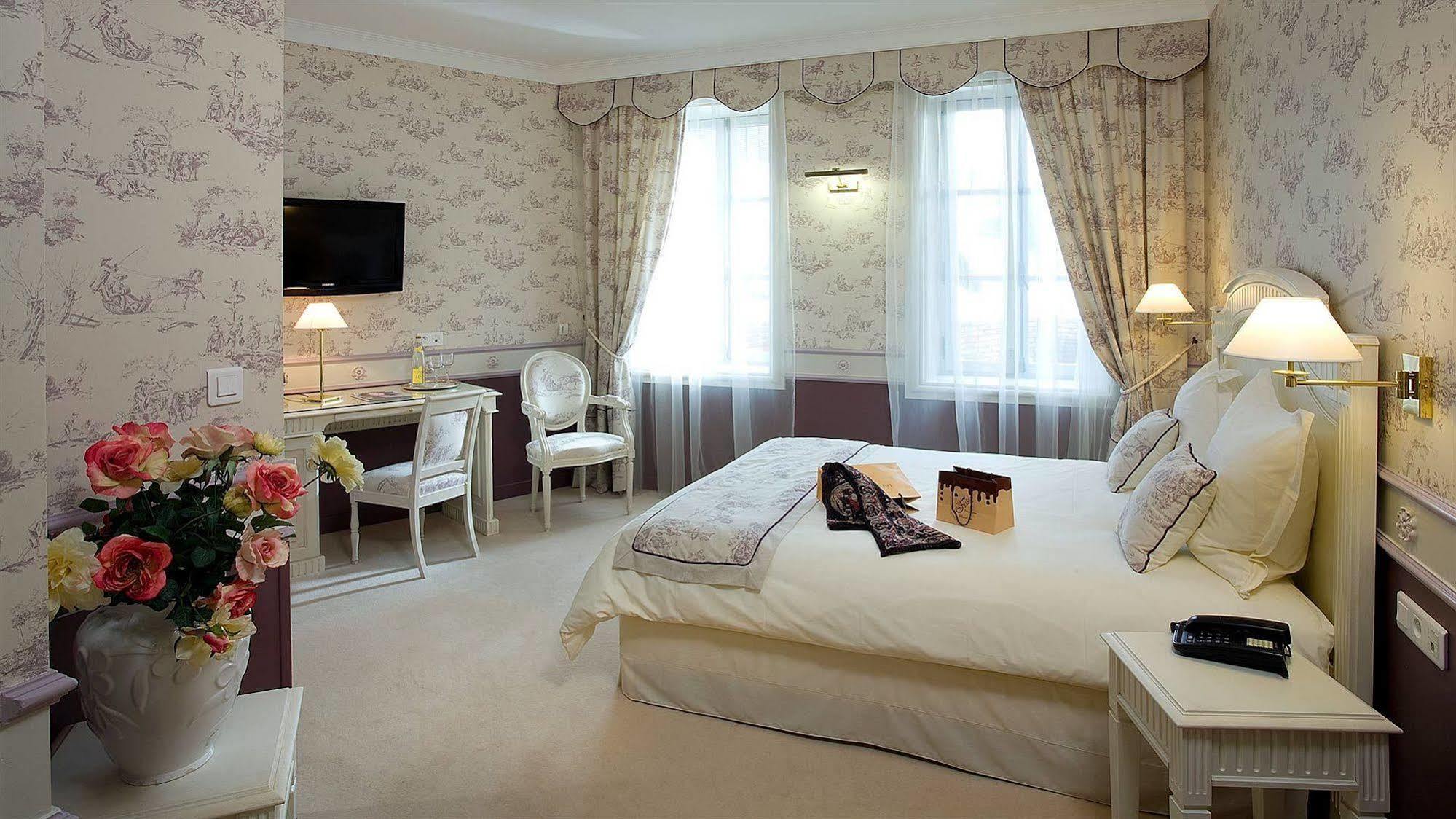 Mercure Moulins Centre Hotel De Paris Zewnętrze zdjęcie